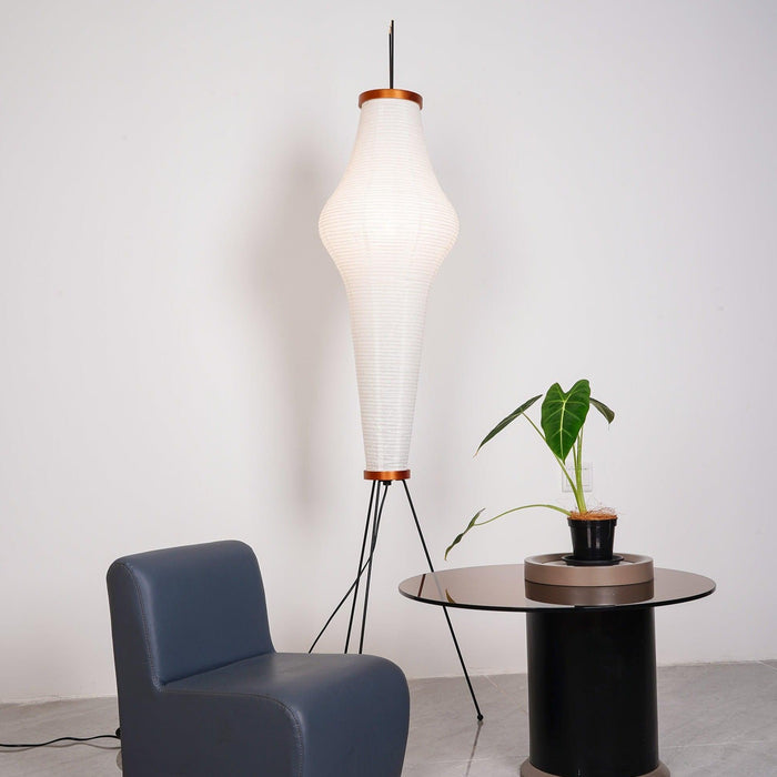 Taavita Floor Lamp - Elegant Minimalist Lighting for a Calming Atmosphere