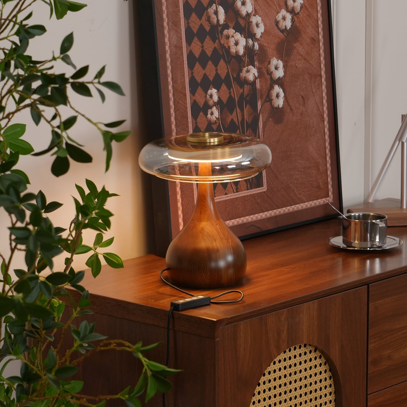 Modern Glass Table Lamp for Living Room Decoration – Elegant Design