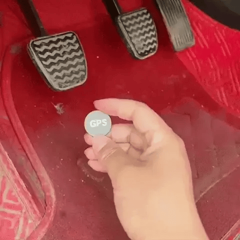 Compact Magnetic GPS Tracker for Real-Time Vehicle Monitoring