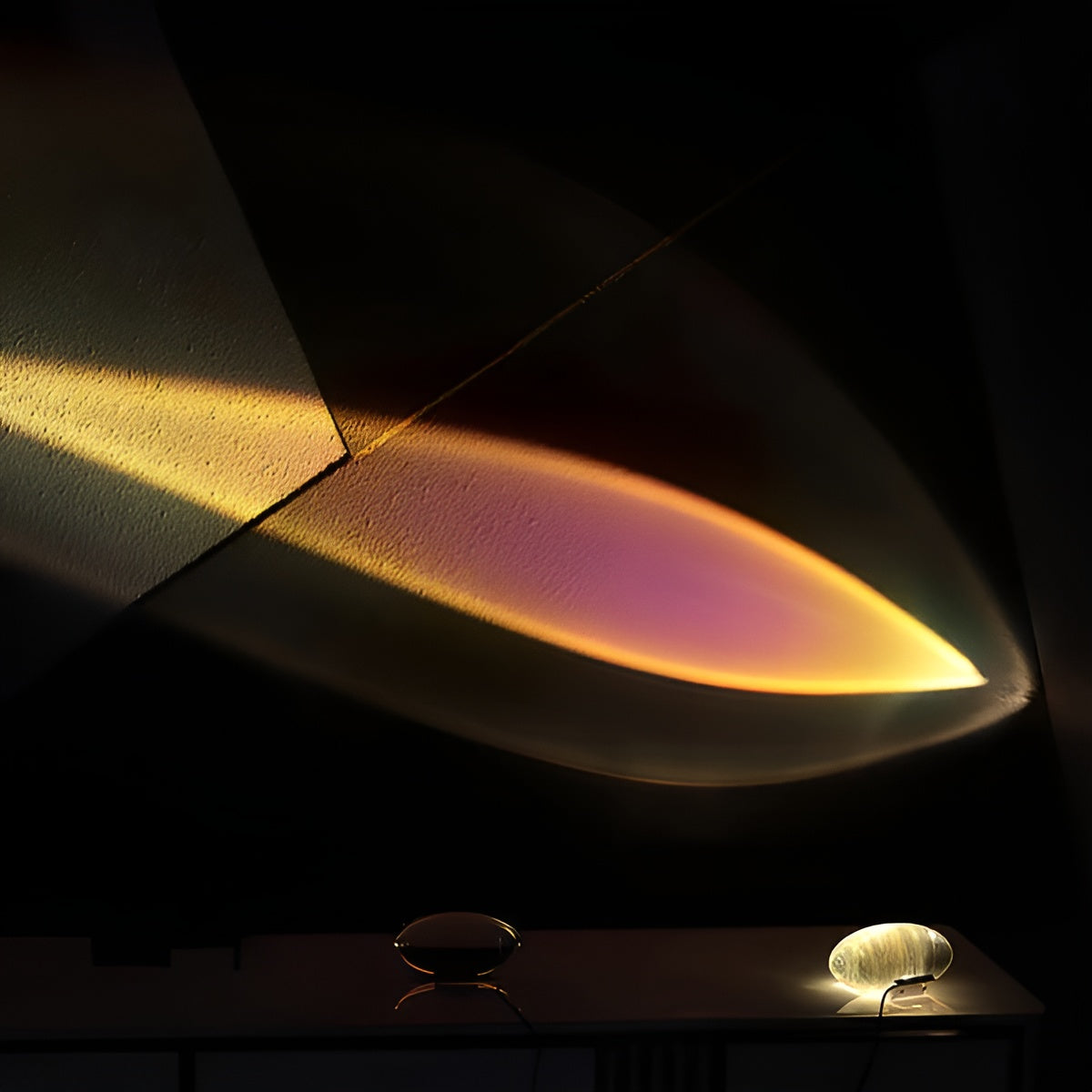 Warm Mood Lighting Oval Lamp for Tables