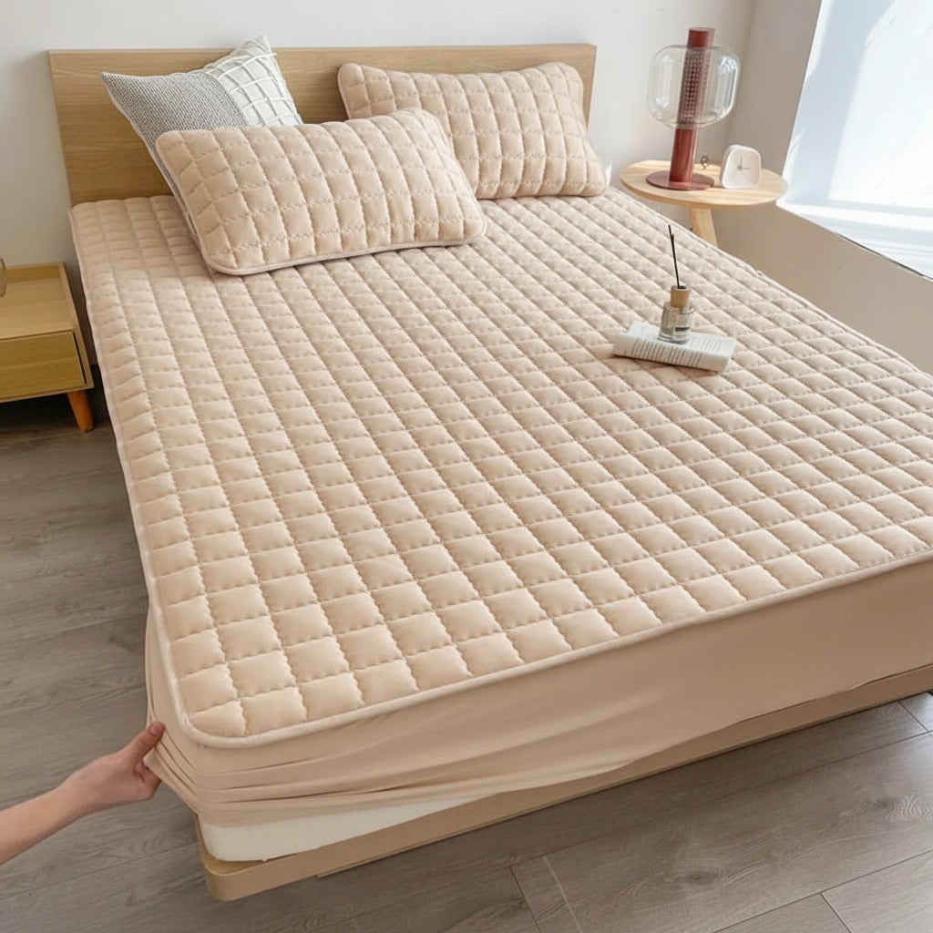 Ultra-Soft Waterproof Bed Cover for Ultimate Comfort