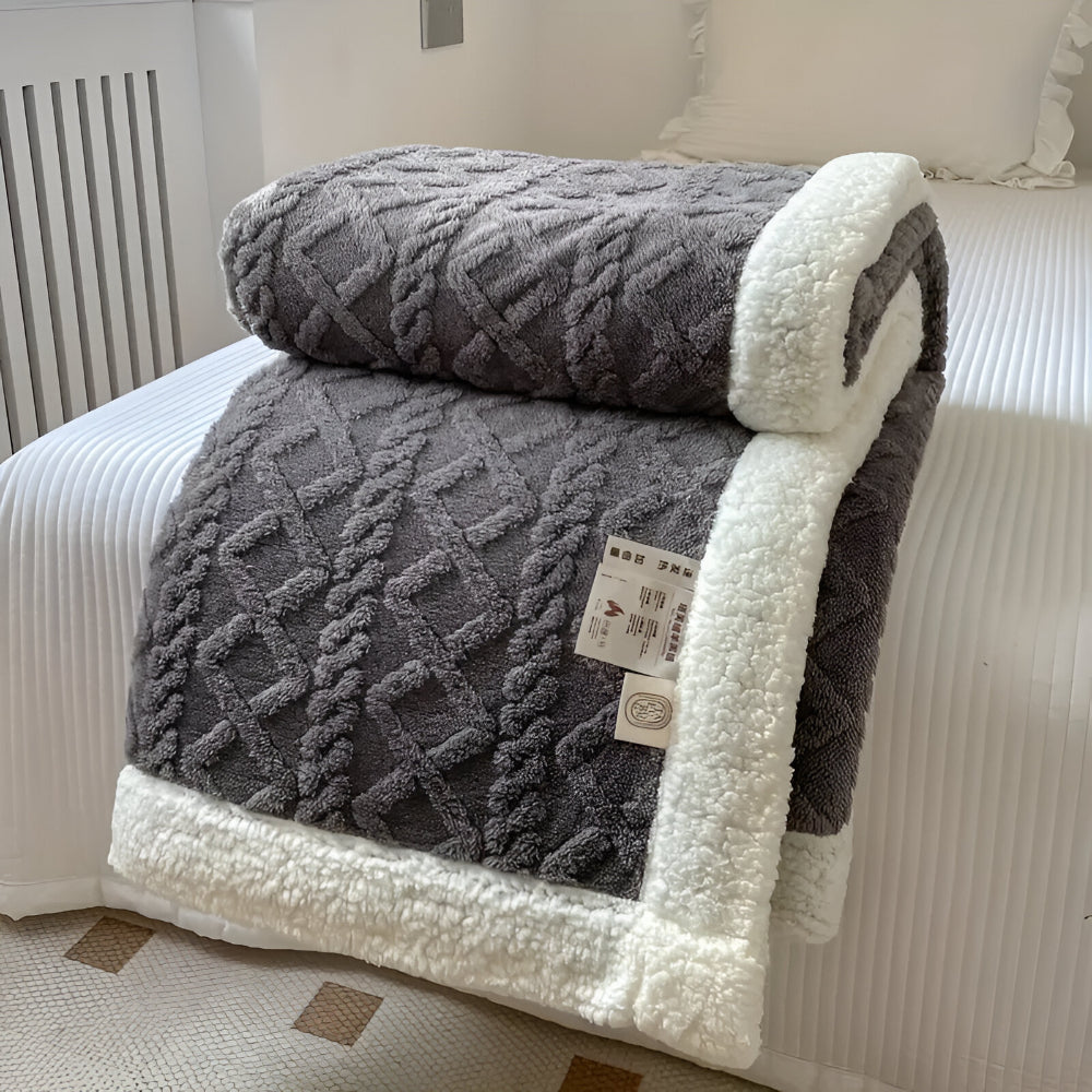 Textured Layered Throw Blanket for Cozy Comfort