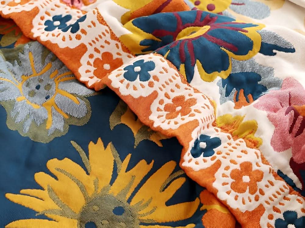Organic Cotton Reversible Floral Throw Blanket – Year-Round Cozy Comfort
