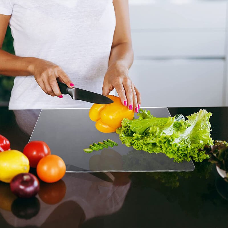 UltraClear Non-Slip Acrylic Cutting Board for Effortless Chopping