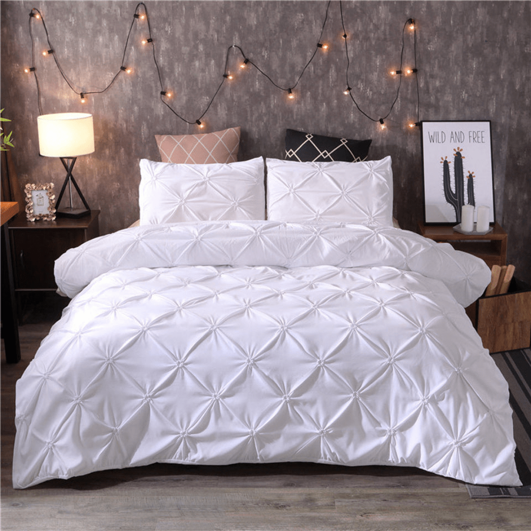 Luxurious Cotton Bedding Collection for Year-Round Comfort