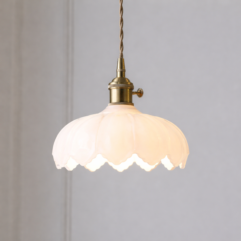Timeless Elegance Pendant Light – Retro Style Hanging Lamp