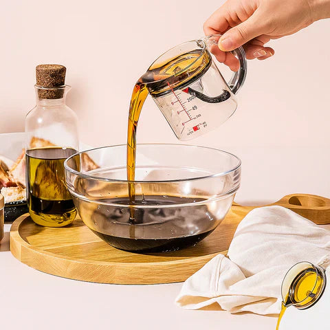 250 ml Transparent Measuring Cup with Measurement Markings