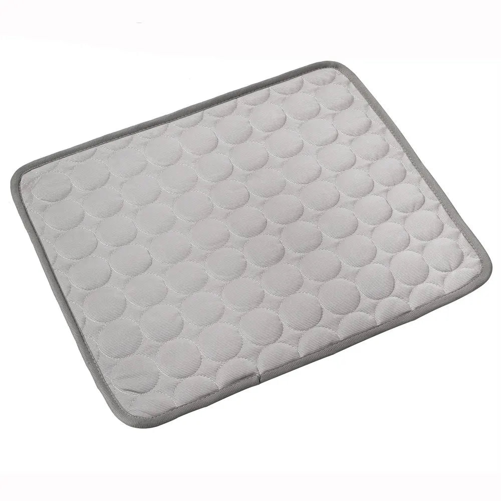 Cooling Mat for Dogs and Cats – Ice Silk Layer for Breathable Comfort