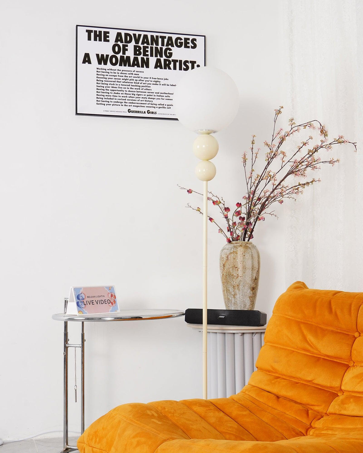 Sophisticated Stand Lamp – Sleek Metal & Glass Design