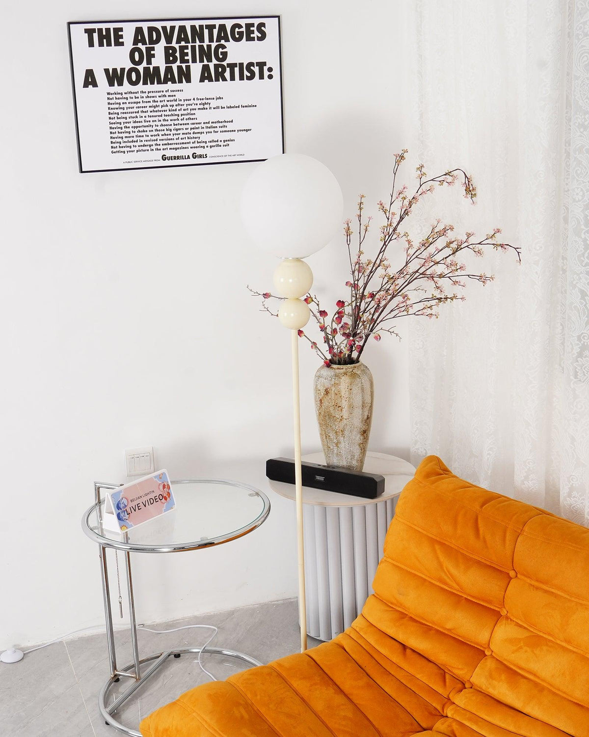 Sophisticated Stand Lamp – Sleek Metal & Glass Design
