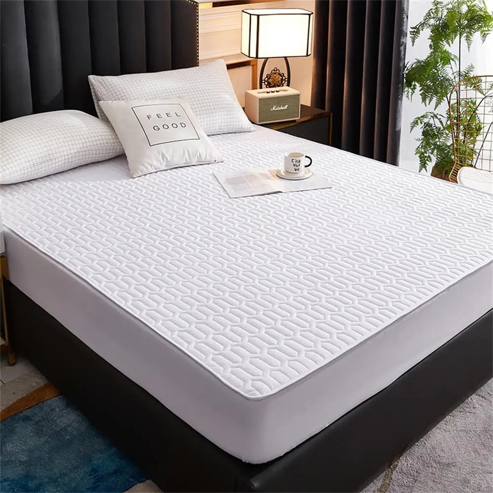 Waterproof Mattress Protector with Latex Layer - Soft Cotton Comfort