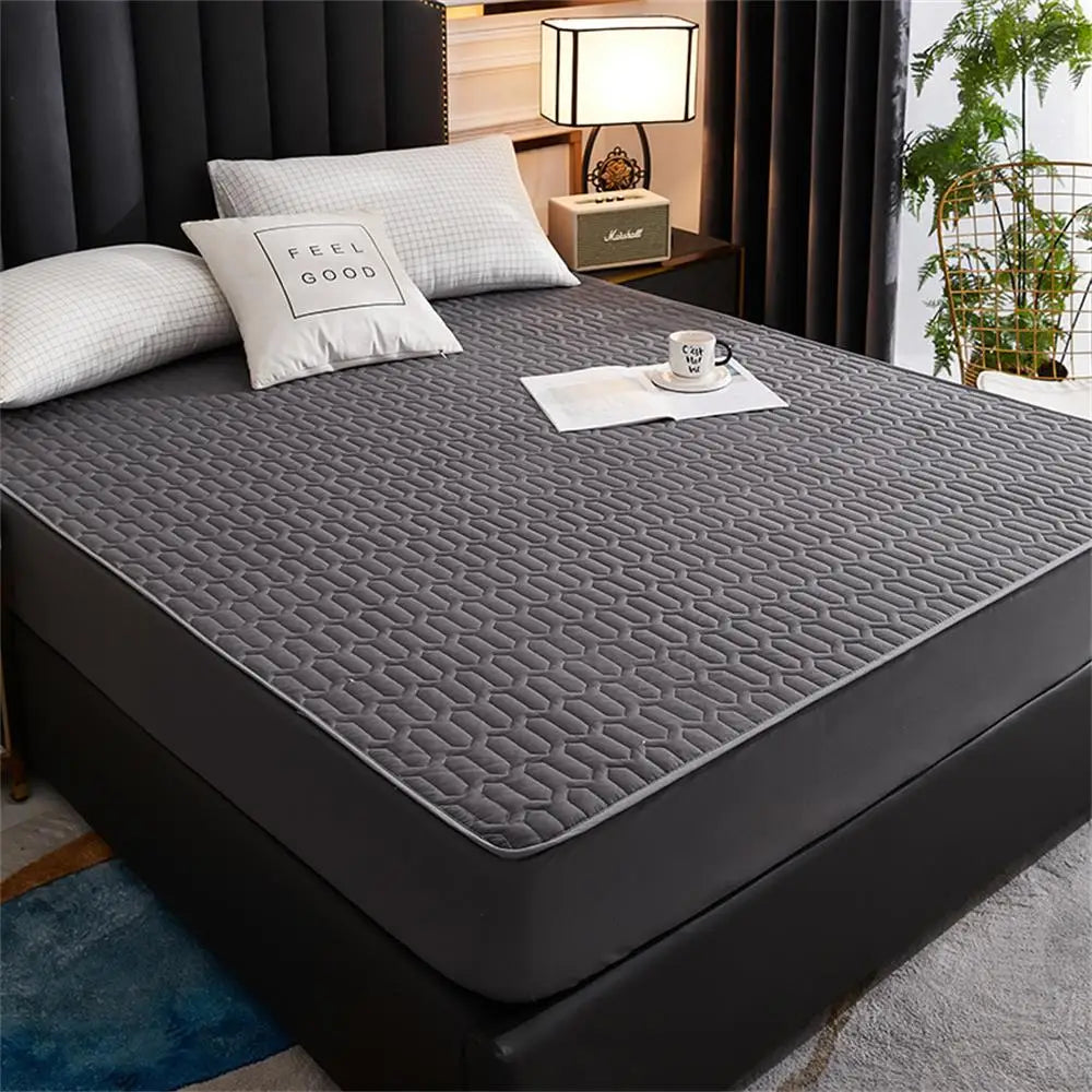Waterproof Mattress Protector with Latex Layer - Soft Cotton Comfort