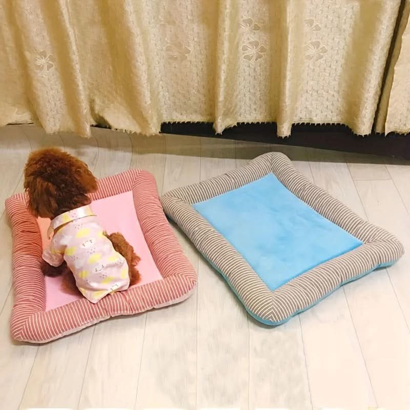 Cooling Pet Bed with Non-Slip Base – Comfortable Resting Place for Cats and Dogs