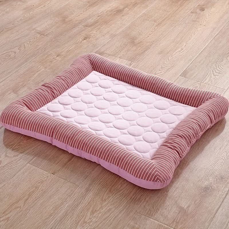 Cooling Pet Bed with Non-Slip Base – Comfortable Resting Place for Cats and Dogs
