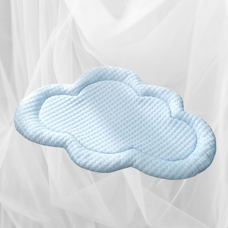 Cooling Pet Mat - Breathable Summer Comfort with Cloud Design