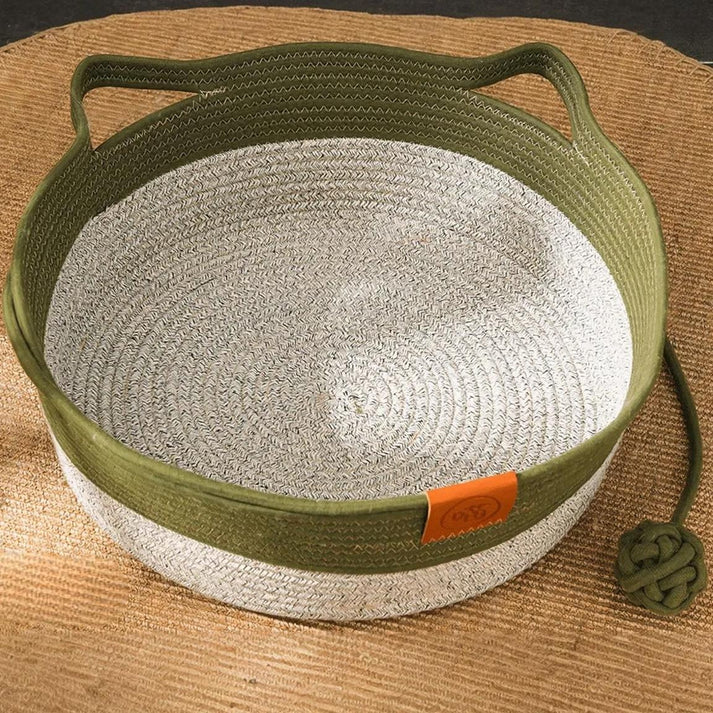 Hand-Woven Cooling Cat Bed – Breathable Summer Comfort