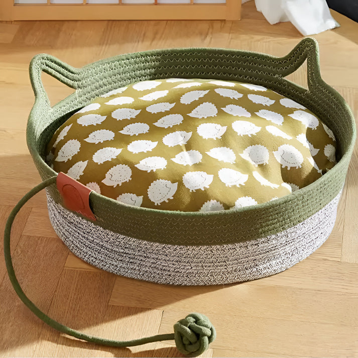 Hand-Woven Cooling Cat Bed – Breathable Summer Comfort