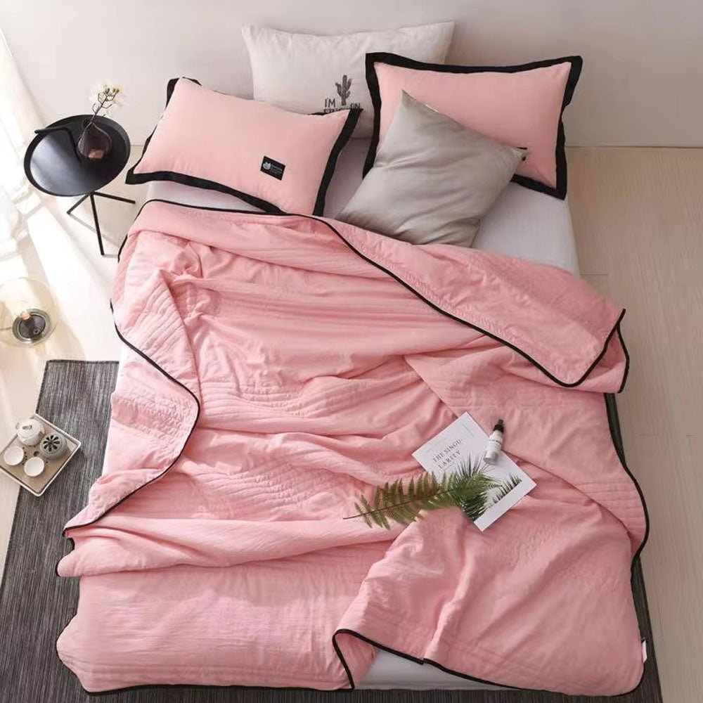 Instant Cooling Blanket with Cold-Touch Fabric – Lightweight & Breathable