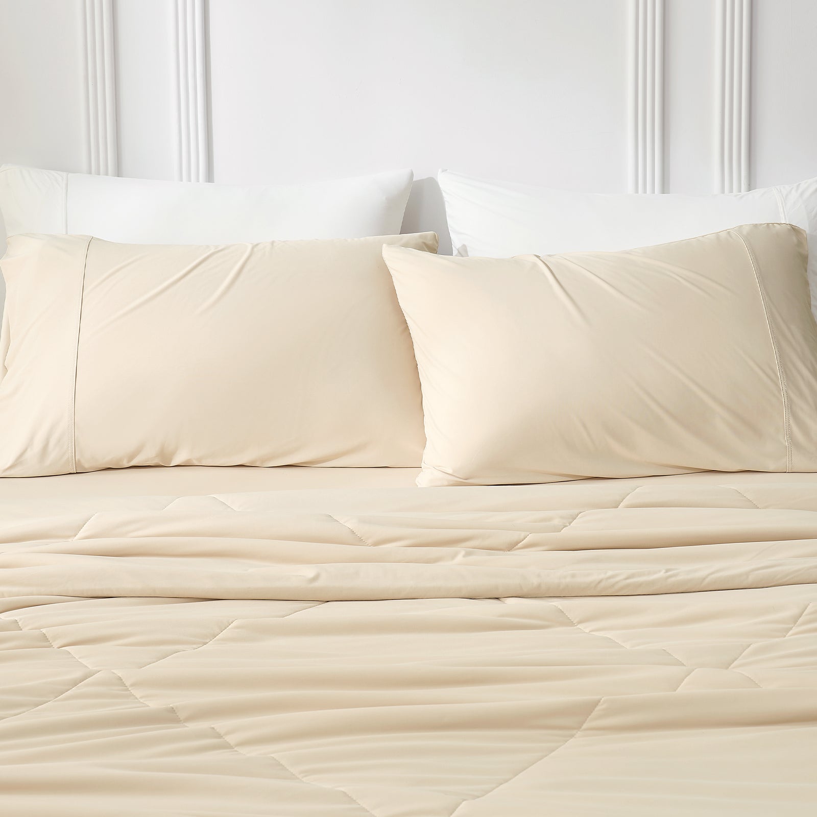 Set of Japanese Fabric Cooling Pillowcases – Breathable for Warm Sleepers