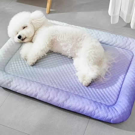 Lightweight Portable Pet Bed for Dogs and Cats – Breathable Ice Silk Fabric for Summer