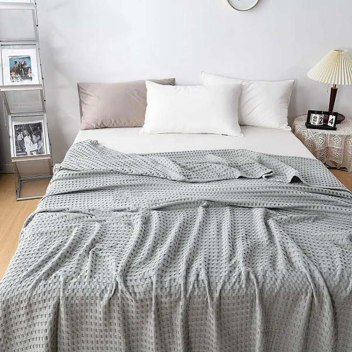 Lightweight Cotton Waffle Blanket – Summer Cooling Comfort Throw