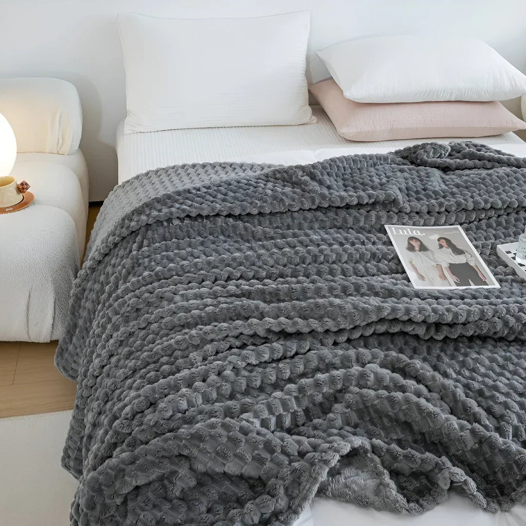 Fleece Blanket for Sofa and Bed – Breathable Comfort and Stylish Design