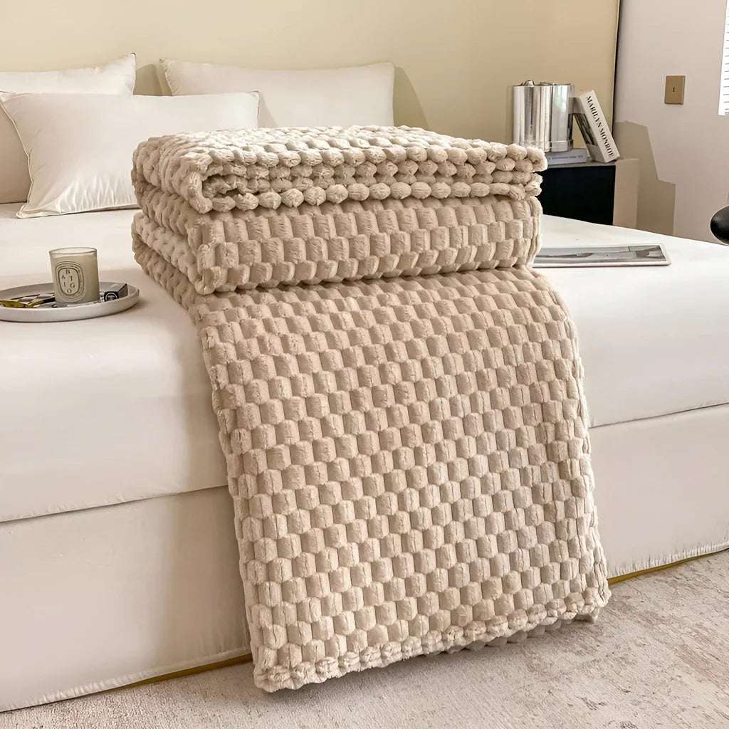 Fleece Blanket for Sofa and Bed – Breathable Comfort and Stylish Design