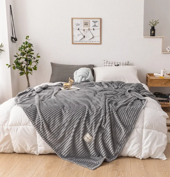 Soft Flannel Throw Blanket | Versatile Design for Comfort and Warmth