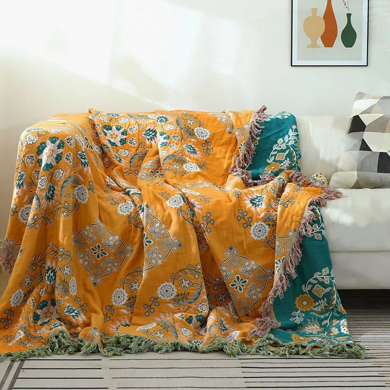Cotton Throw Blanket with Elegant Boho Jacquard Design for All Seasons
