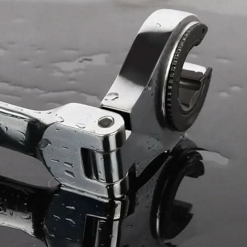 VersaGrip Adjustable Ratchet Wrench for Pipes (2-in-1)