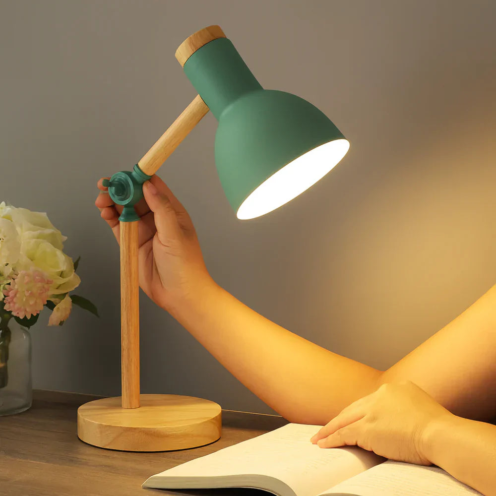 Elegant Adjustable Wooden Desk Lamp for Perfect Lighting