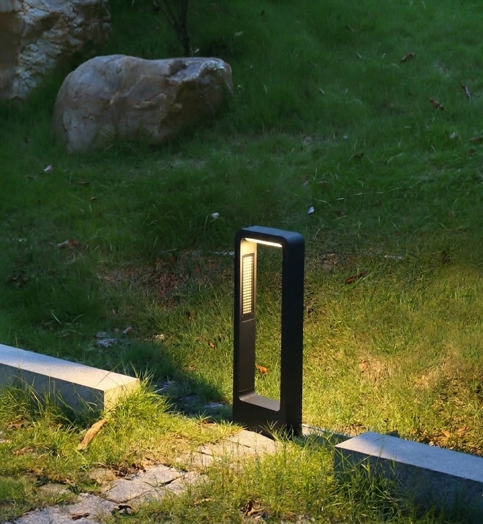 Sleek Waterproof LED Garden Path Light in Black Aluminum