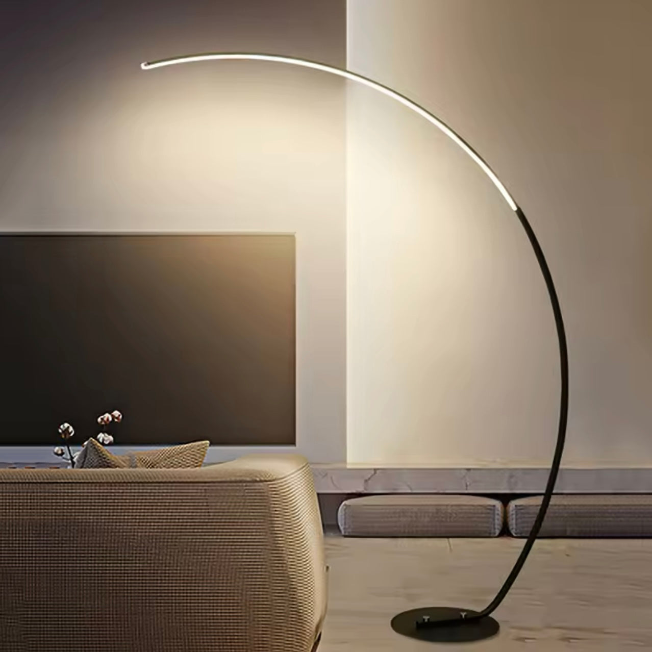 Taavita Floor Lamp - Elegant Design in Northern Style