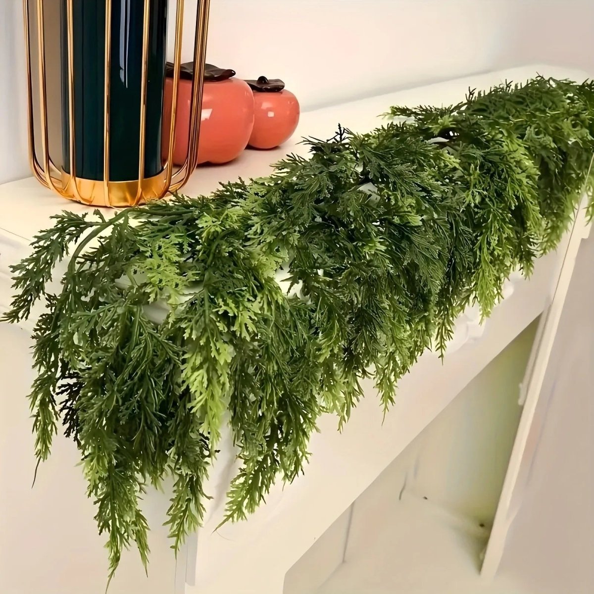 Evergreen Elegance: Artisan Christmas Garland with Cedar Touch