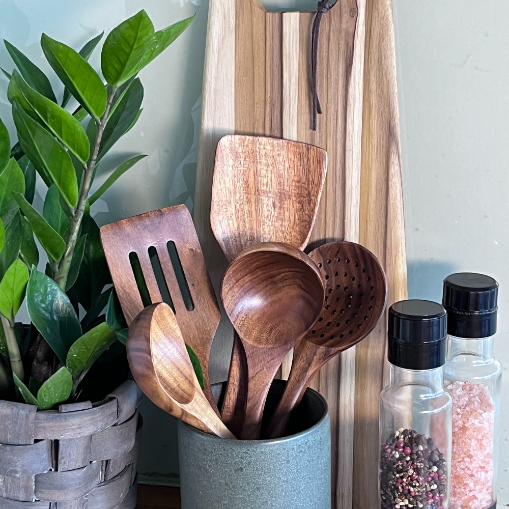 Eco-Conscious 5-Piece Wood Cooking Utensil Collection