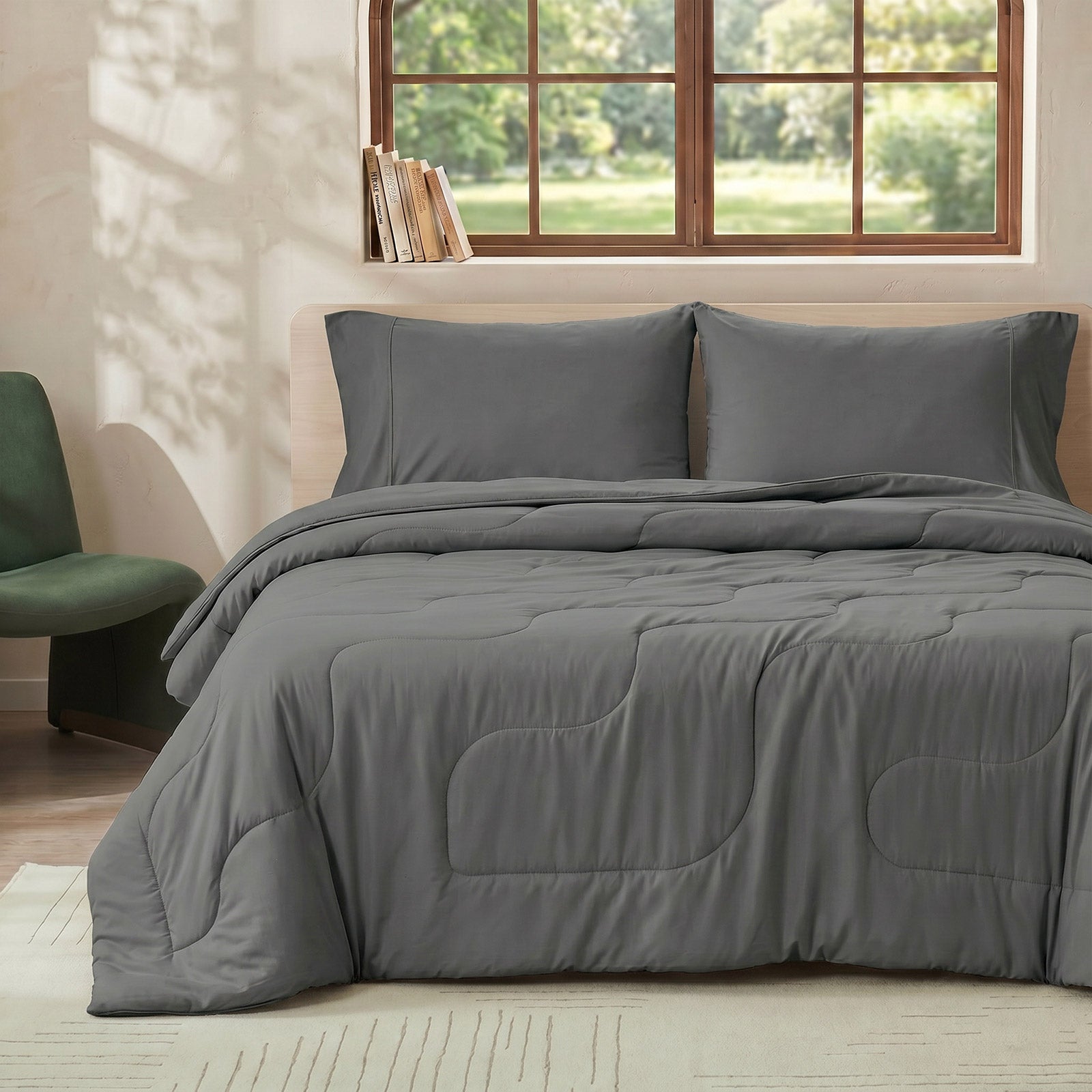 Natural Fiber Cooling Comforter – Lightweight & Breathable Design for Hot Sleepers