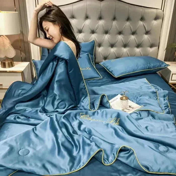 Lightweight Breathable Silk Cooling Blanket with Embroidery for Summer Comfort
