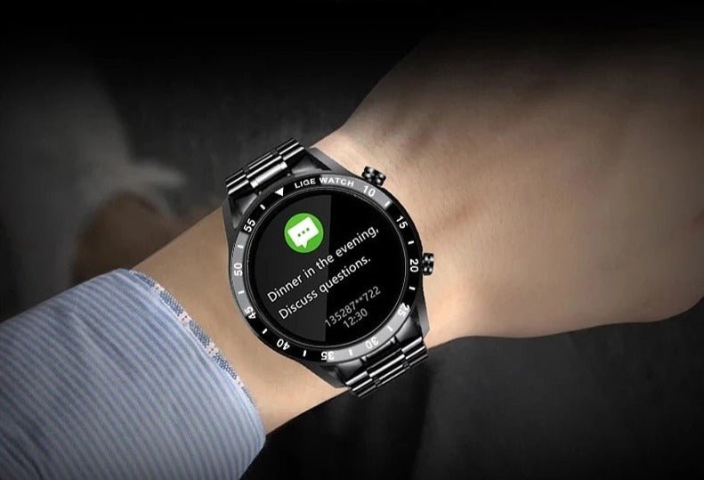 Stylish 4G Smartwatch with Health Monitoring for Active Living