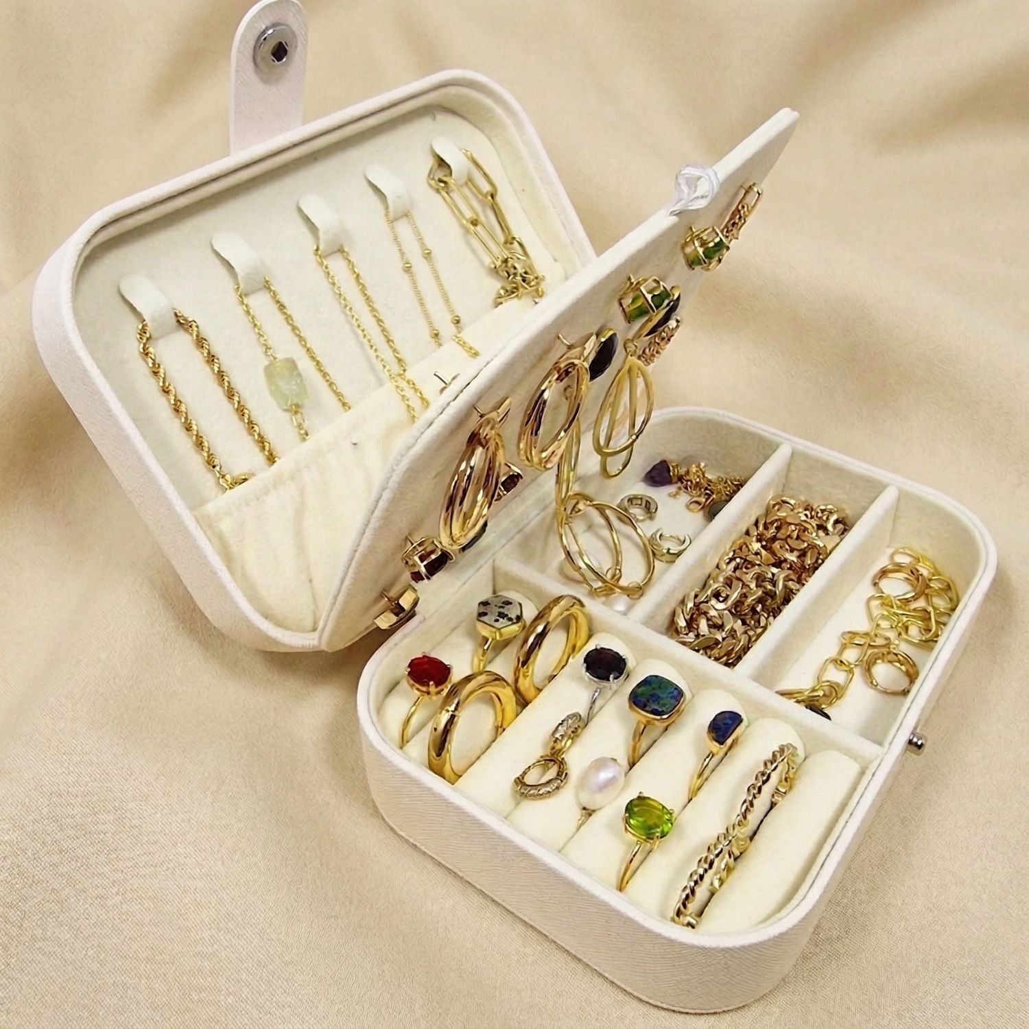 Compact Double Layer Jewelry Organizer with Velvet Interior - 3 Compartments, 16x11x5cm