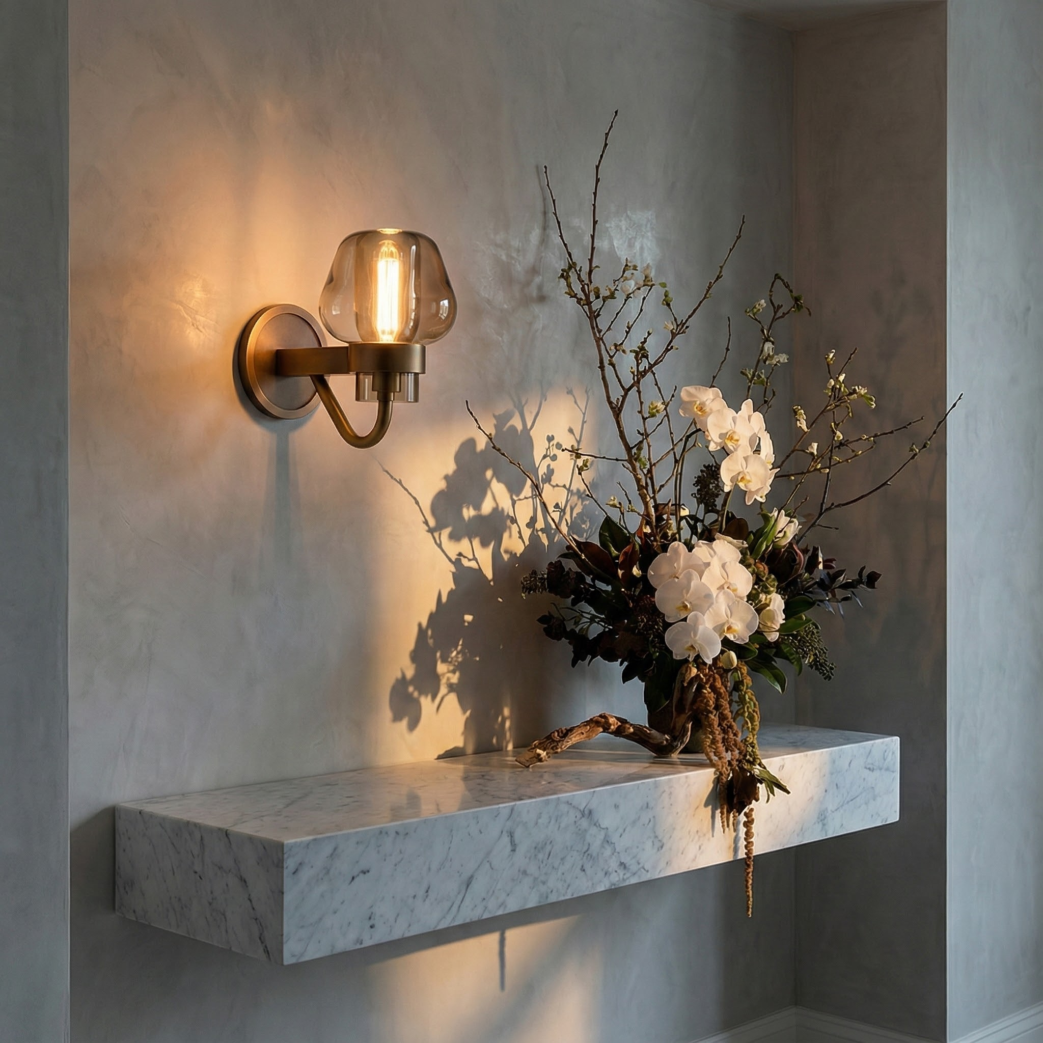 LuxeAura Modern Crystal Wall Sconce for Elegant Spaces