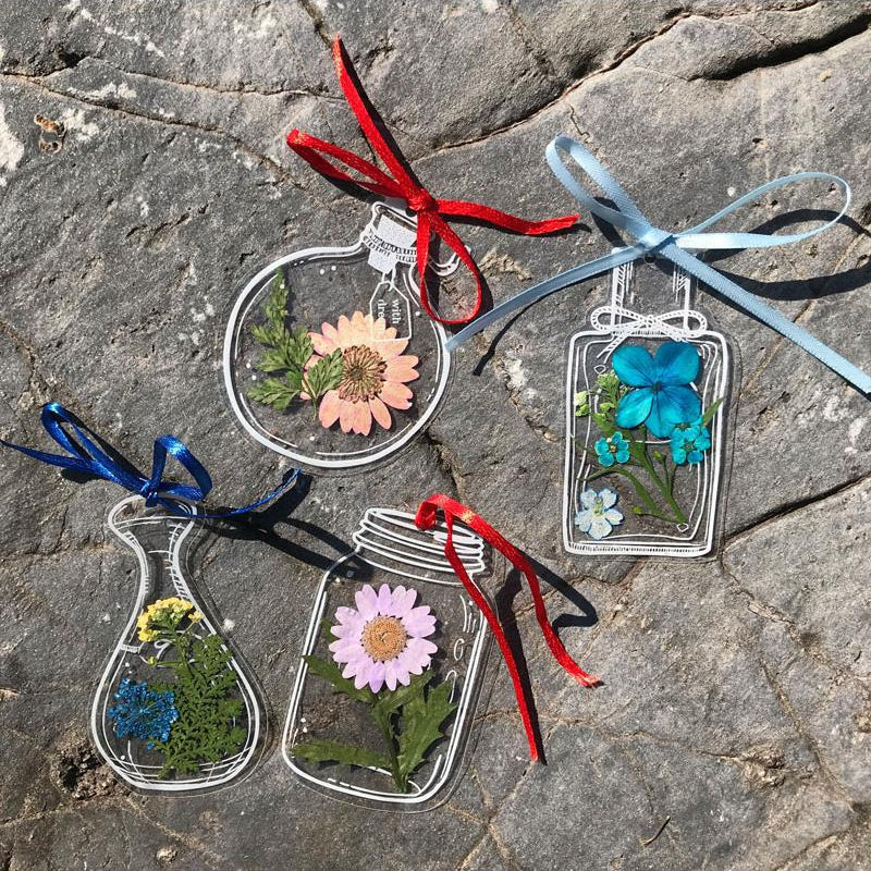 Dried Flower Bookmark Set Featuring Unique Pressed Floral Design - Ideal Gift for Nature Enthusiasts