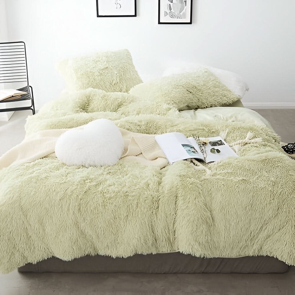 Cozy All-Season Fleece Bedding Set for Soft, Breathable Comfort