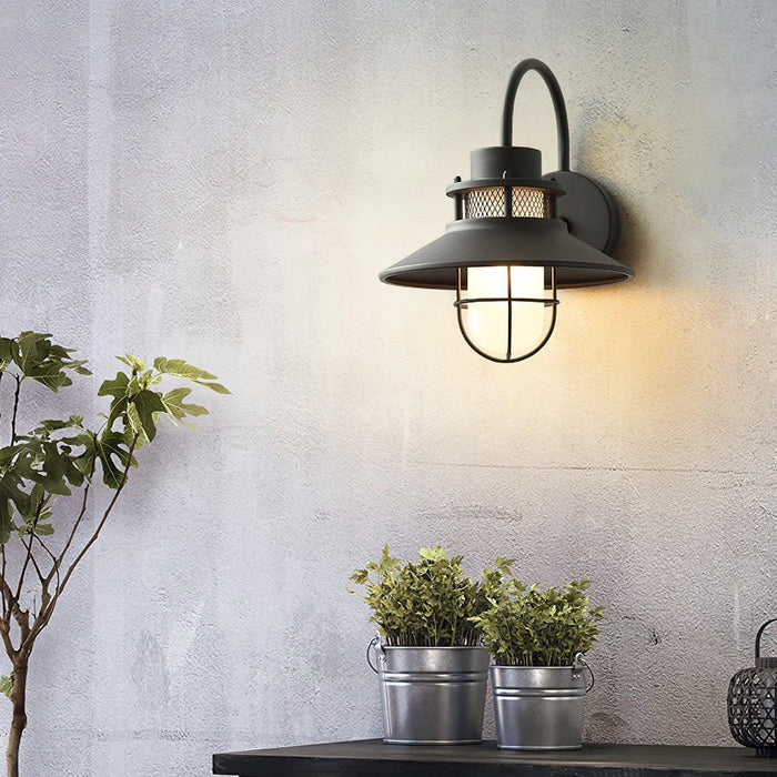 Taavita Outdoor Wall Lamp