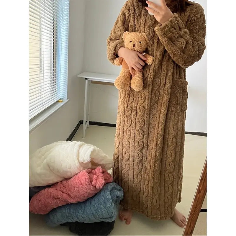 Plush Fleece Nightgown – Embrace Ultimate Comfort on Chilly Nights