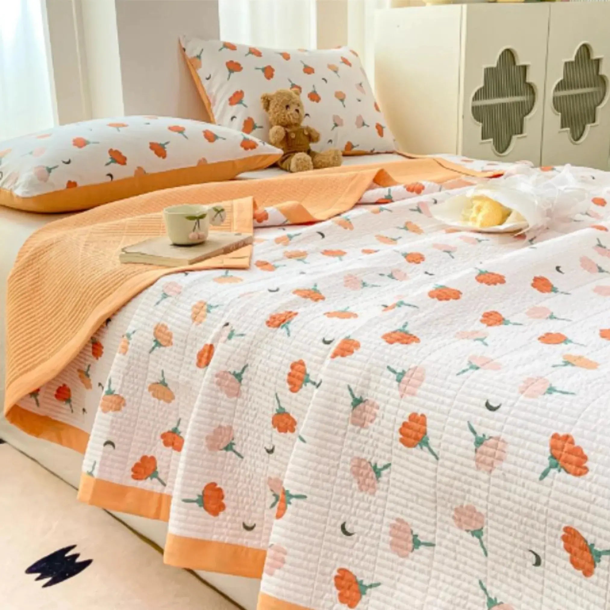 Cozy Microfiber Duvet Cover Bedding Set with Floral Pattern and Hidden Zipper