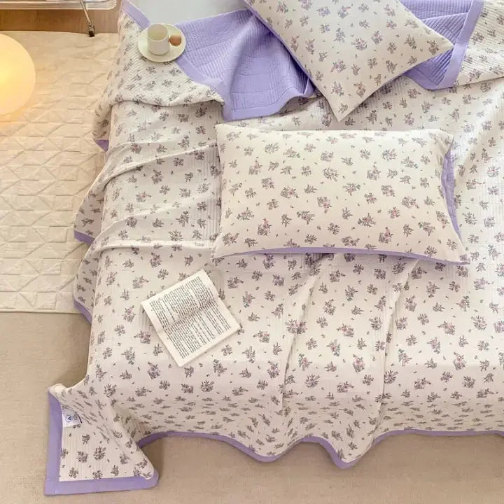 Cozy Microfiber Duvet Cover Bedding Set with Floral Pattern and Hidden Zipper