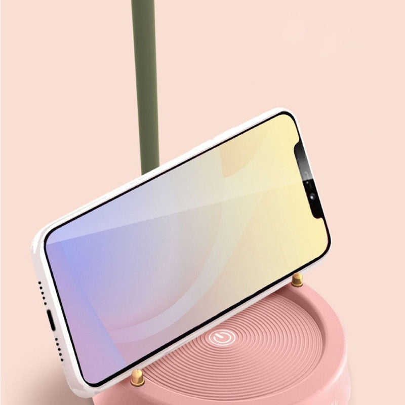 Petal-Inspired Touch Lamp with Adjustable Color Settings