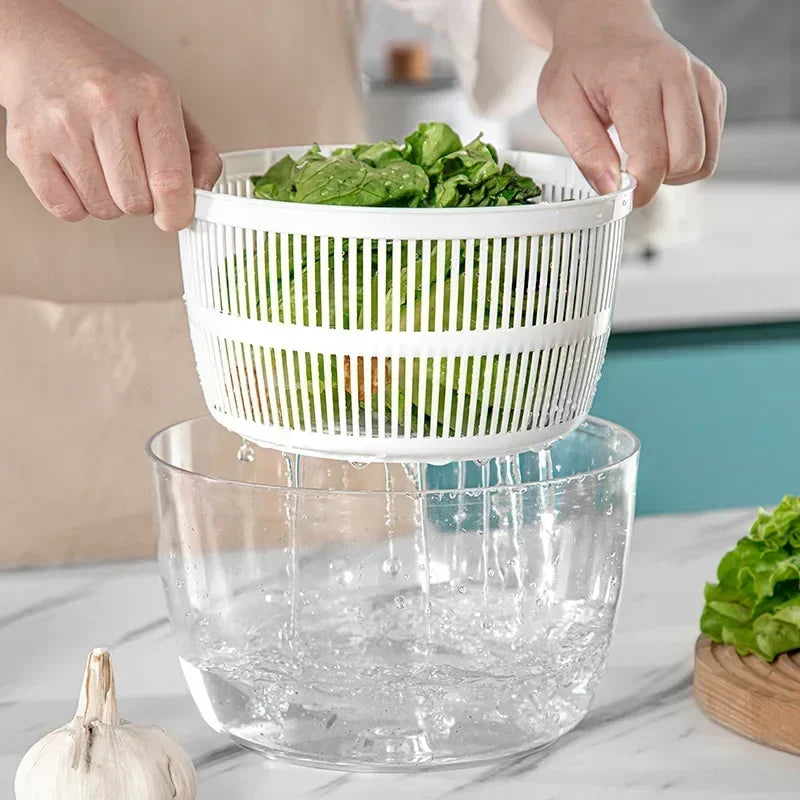 Salad Spinner for Crisp Vegetables | Easy Drying with Spin Mechanism
