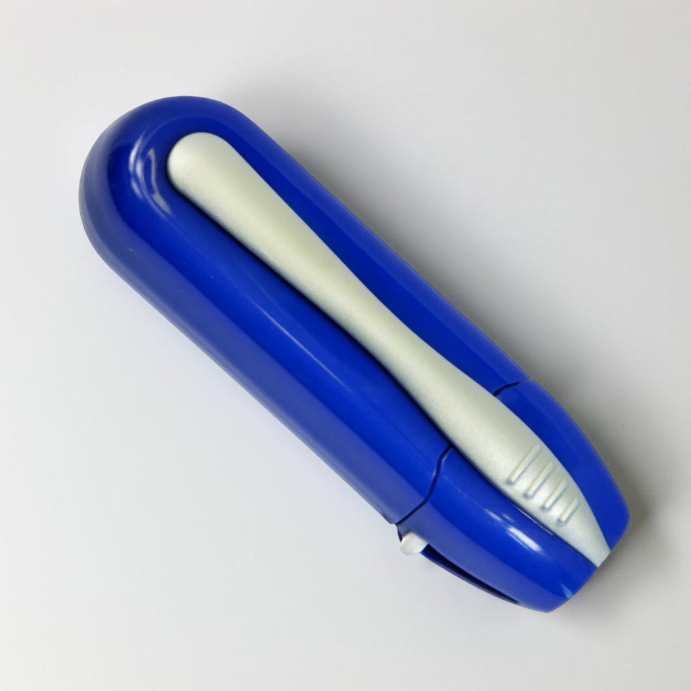 Travel-Ready Eyewear Cleaner with Carbon Technology