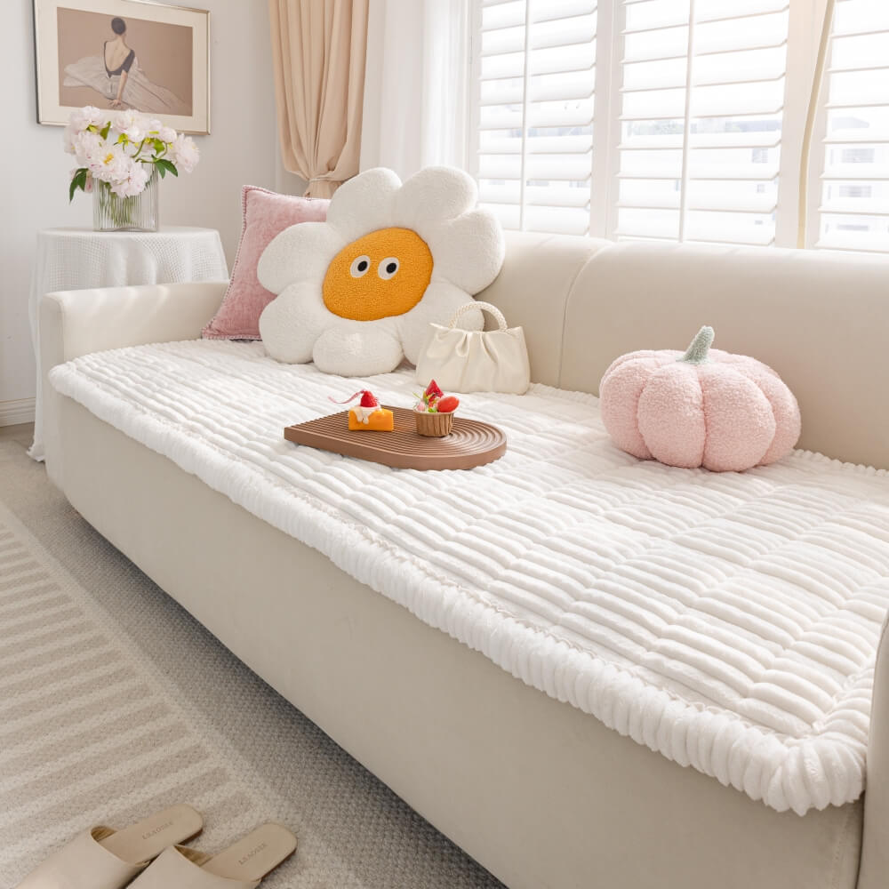 WarmNest Plush Pet Mat for Sofa and Bed Protection